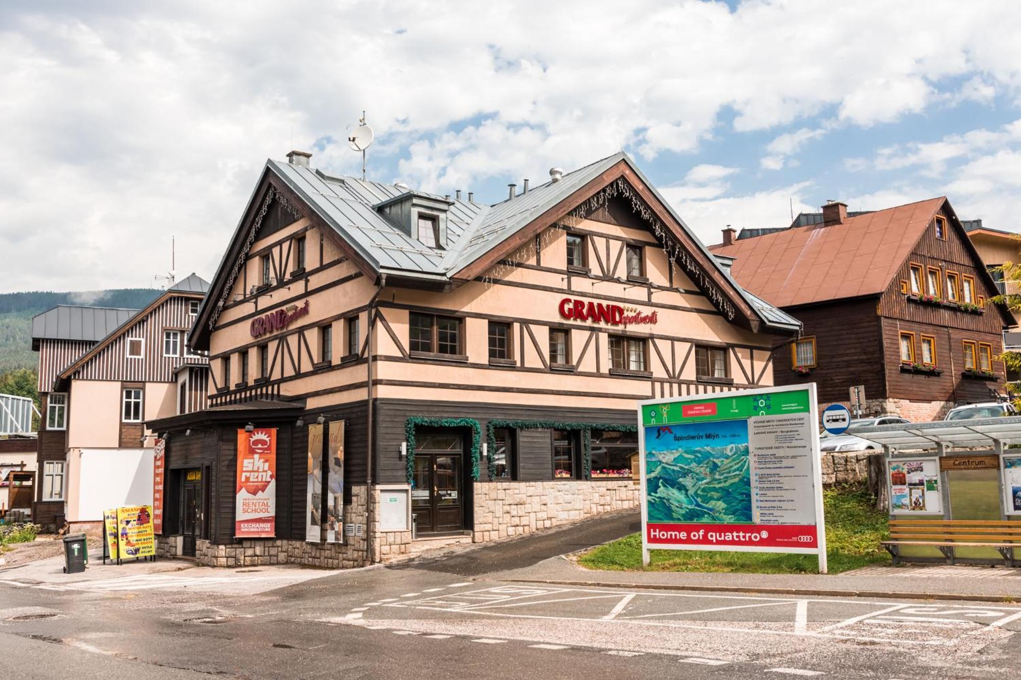 Grand Apartments Špindlerŭv Mlýn Dış mekan fotoğraf