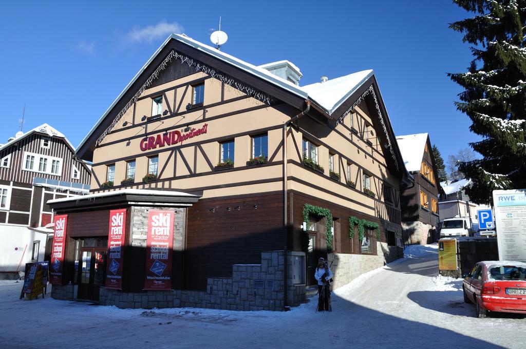 Grand Apartments Špindlerŭv Mlýn Dış mekan fotoğraf